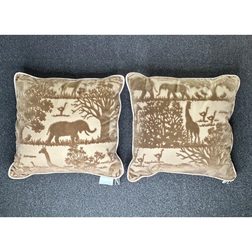 Set 2 Newport Safari Animal Decorative Throw Pillows Elephant Lion Giraffe‎ 3D